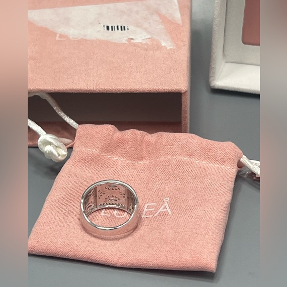 Lulea Sterling Silver & Cubic Zirconia Ring Size 6 NWOT - Picture 2 of 6